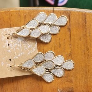 Women's Earrings NWT